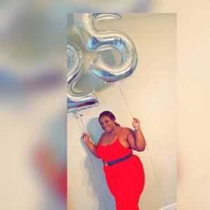 Meet your Posher, Stacy